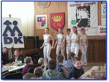 .. dla szachistw tacz dziewczyny !!